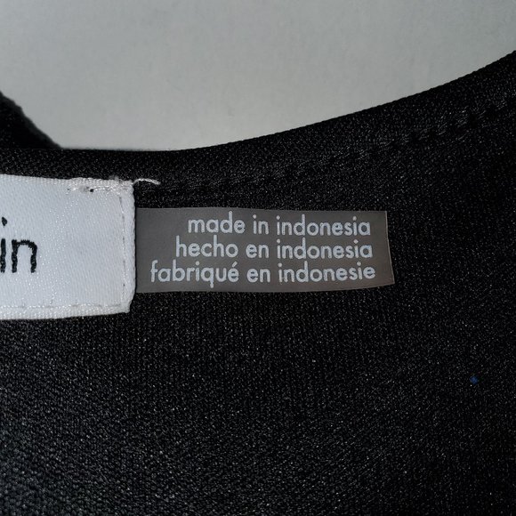 Calvin Klein Mesh top - Picture 6 of 6